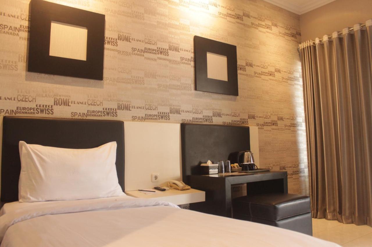 Luminor Hotel Jember By Wh 외부 사진